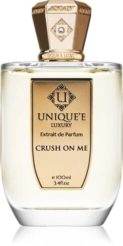 Unique&apos;e Luxury Crush On Me